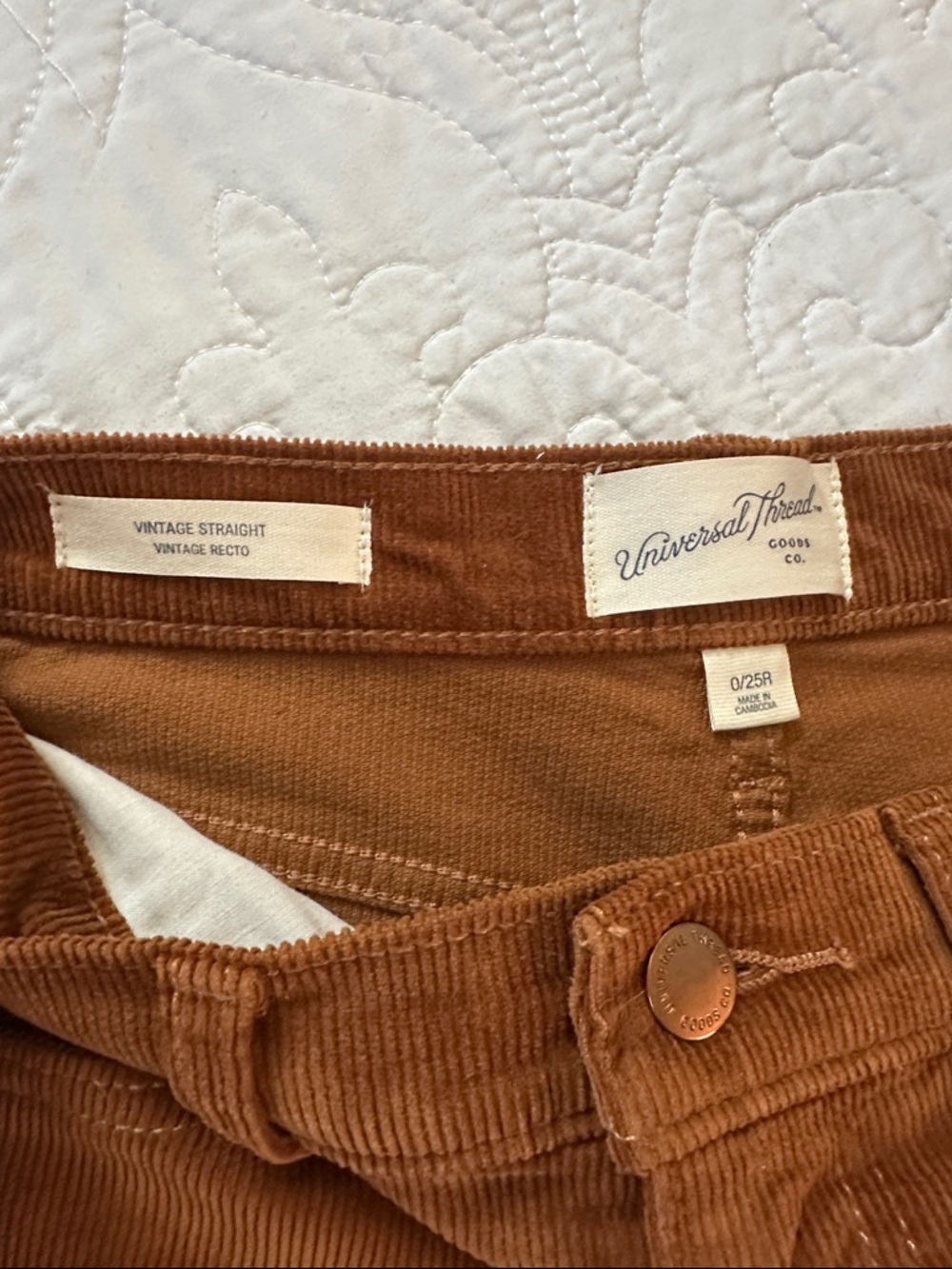 Universal Thread Rust Brown Corduroy Vintage Straight Pants size 0/25R - Picture 2 of 9